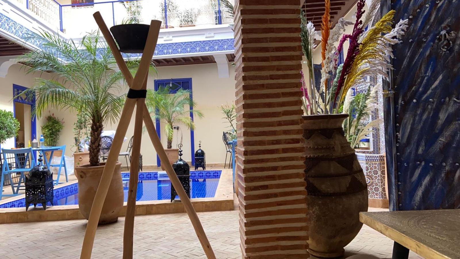 Le De Salima, Noor Es Saadi Design *