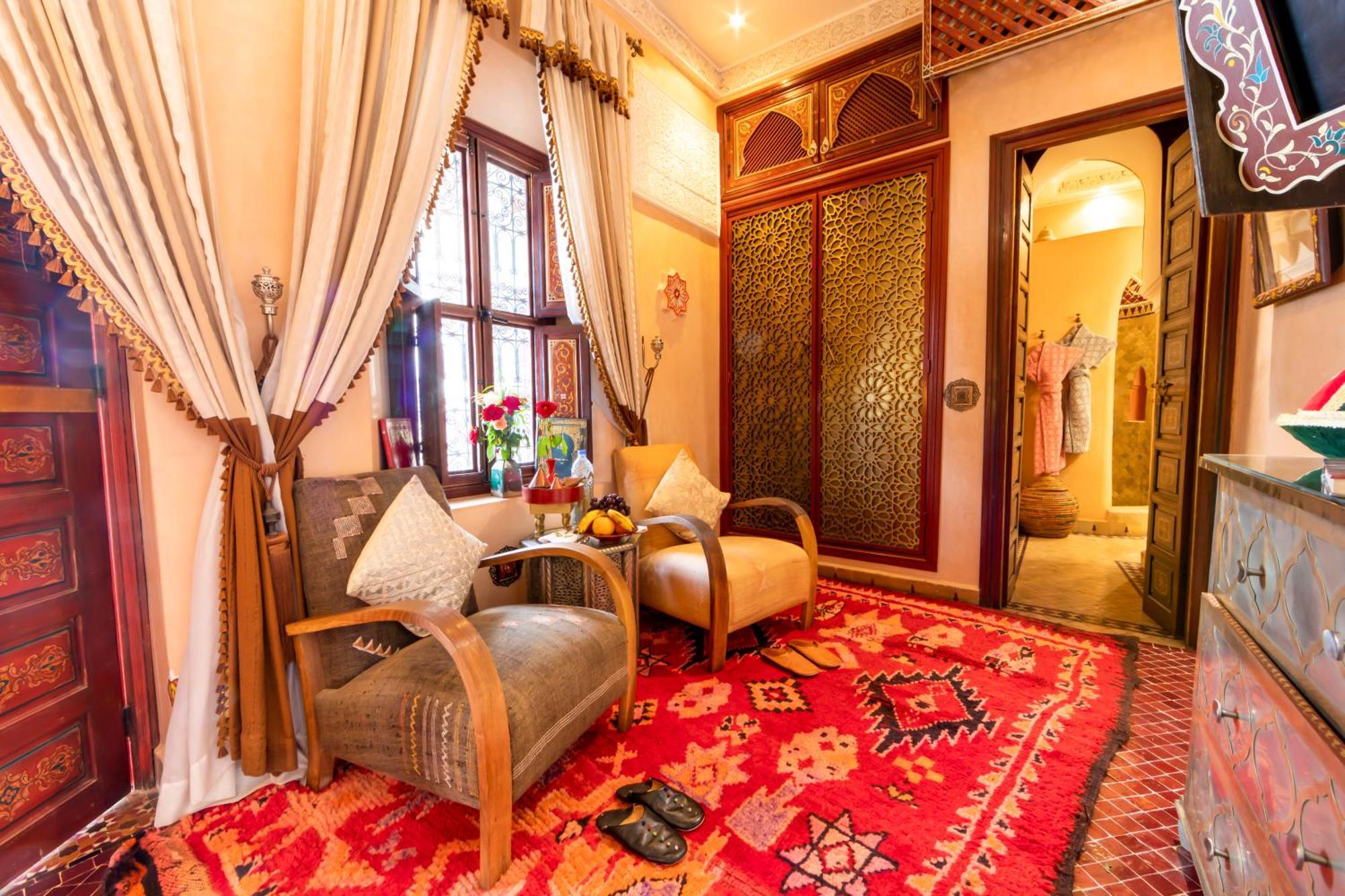 Riad Hikaya