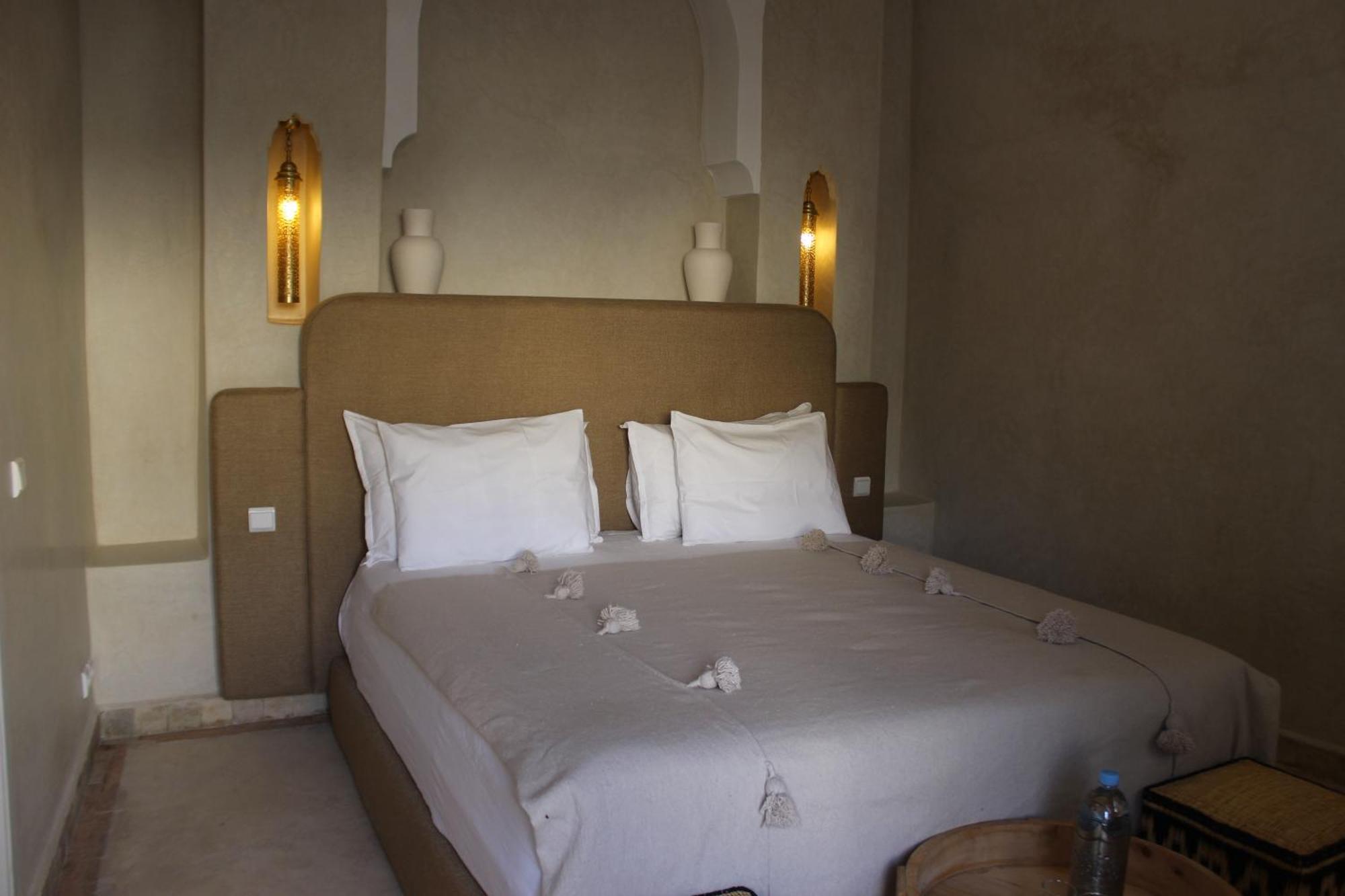 Gasthuis Emberiza Sahari Marrakesh