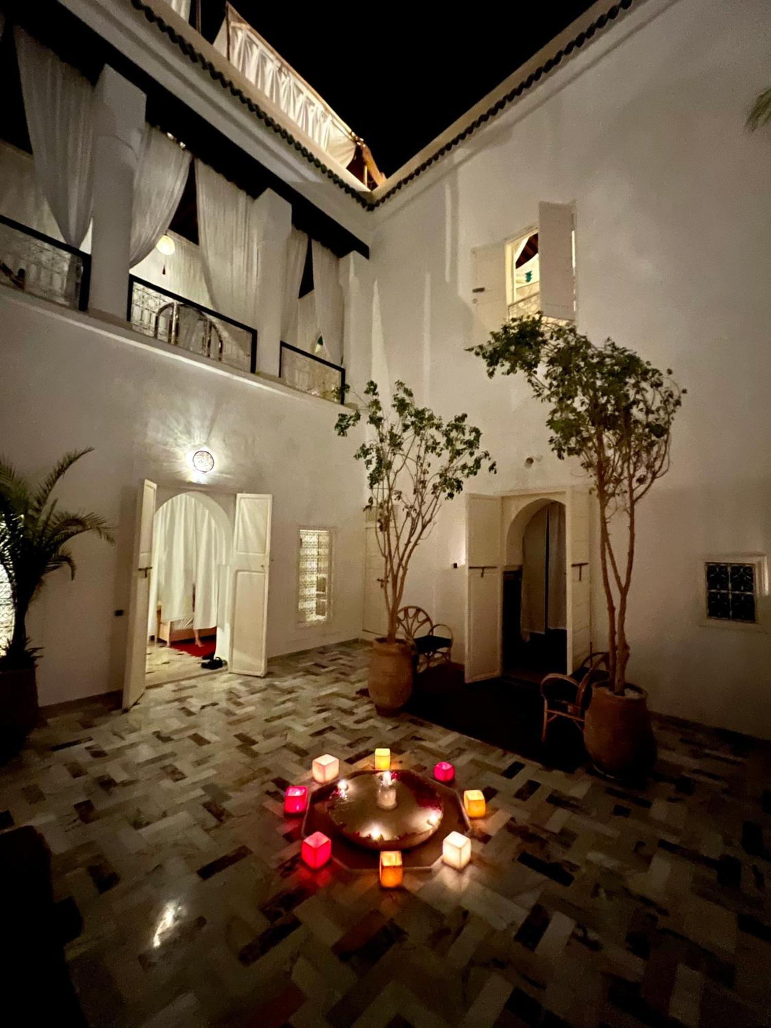 Tizwa Marrakech Bed & Breakfast
