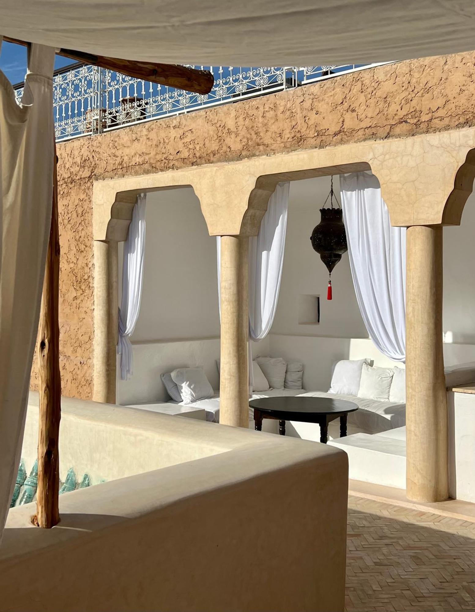 Tizwa Marrakech Bed & Breakfast