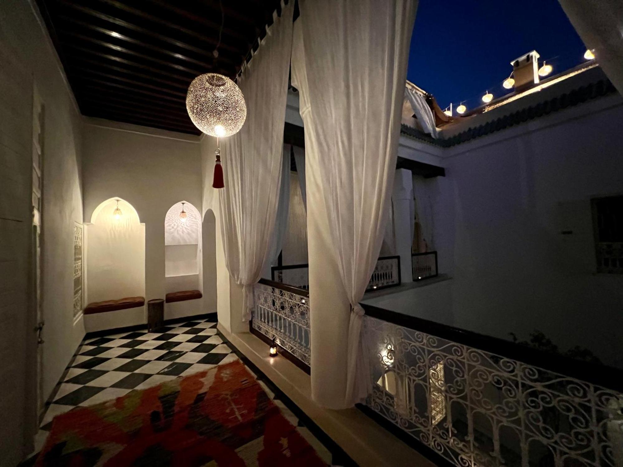 Tizwa Marrakech Bed & Breakfast 3*