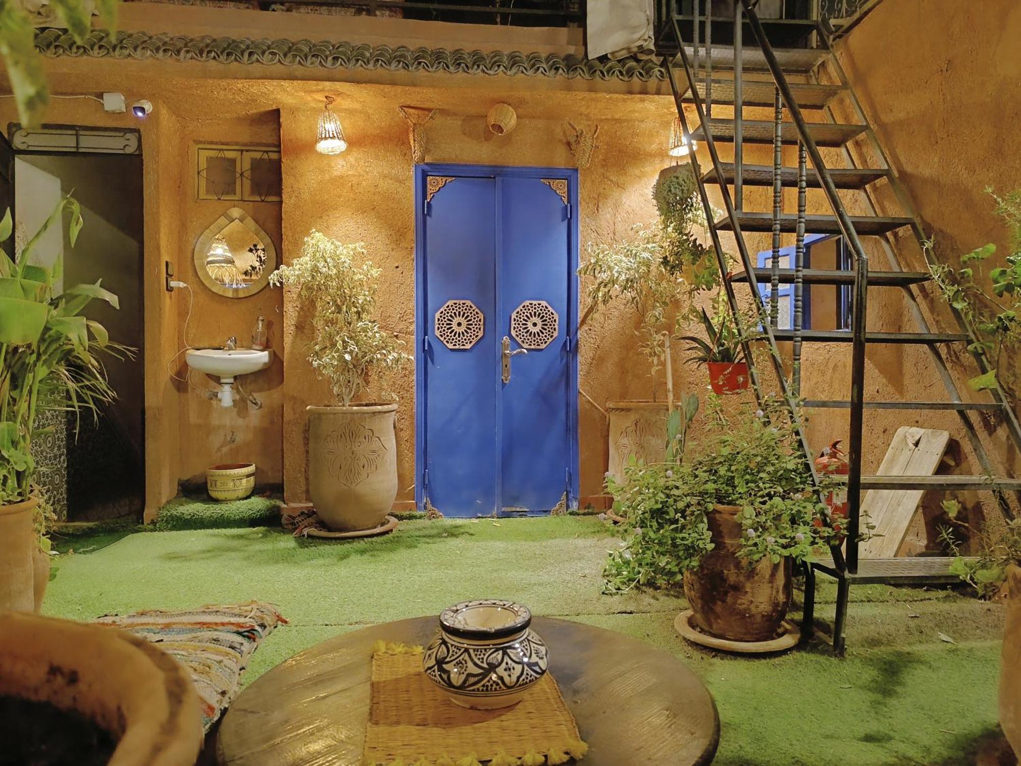 Hostal Be Nomad *