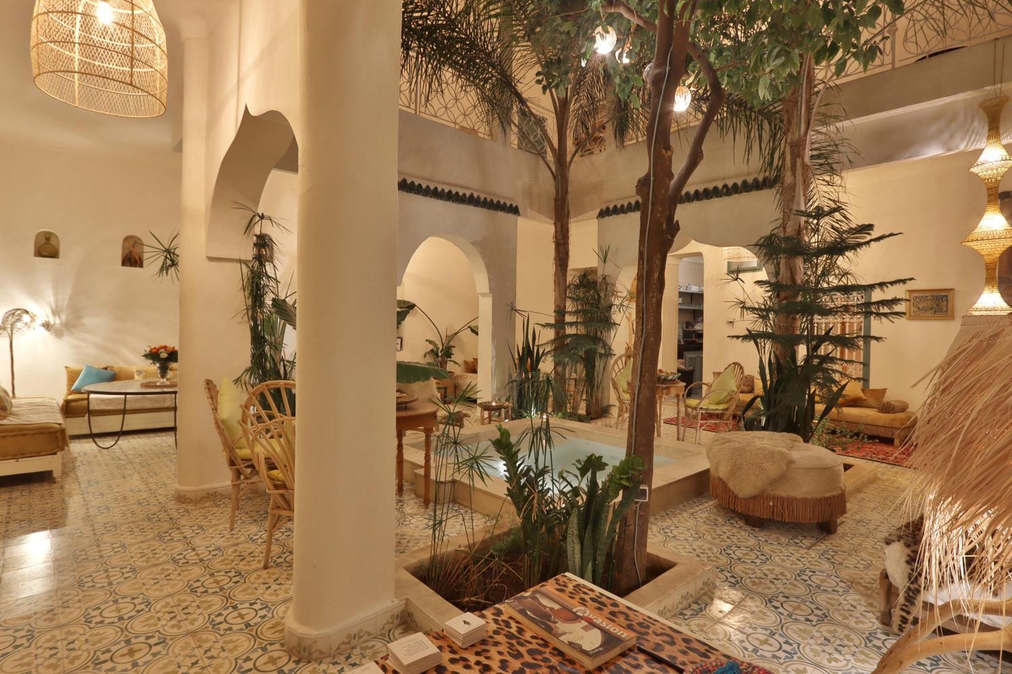 Naanaa Riad