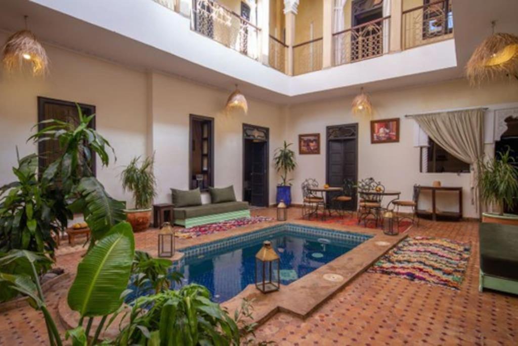 Vakantiehuis En Exlusivite A 5min De La Place Jamaa El Fna *