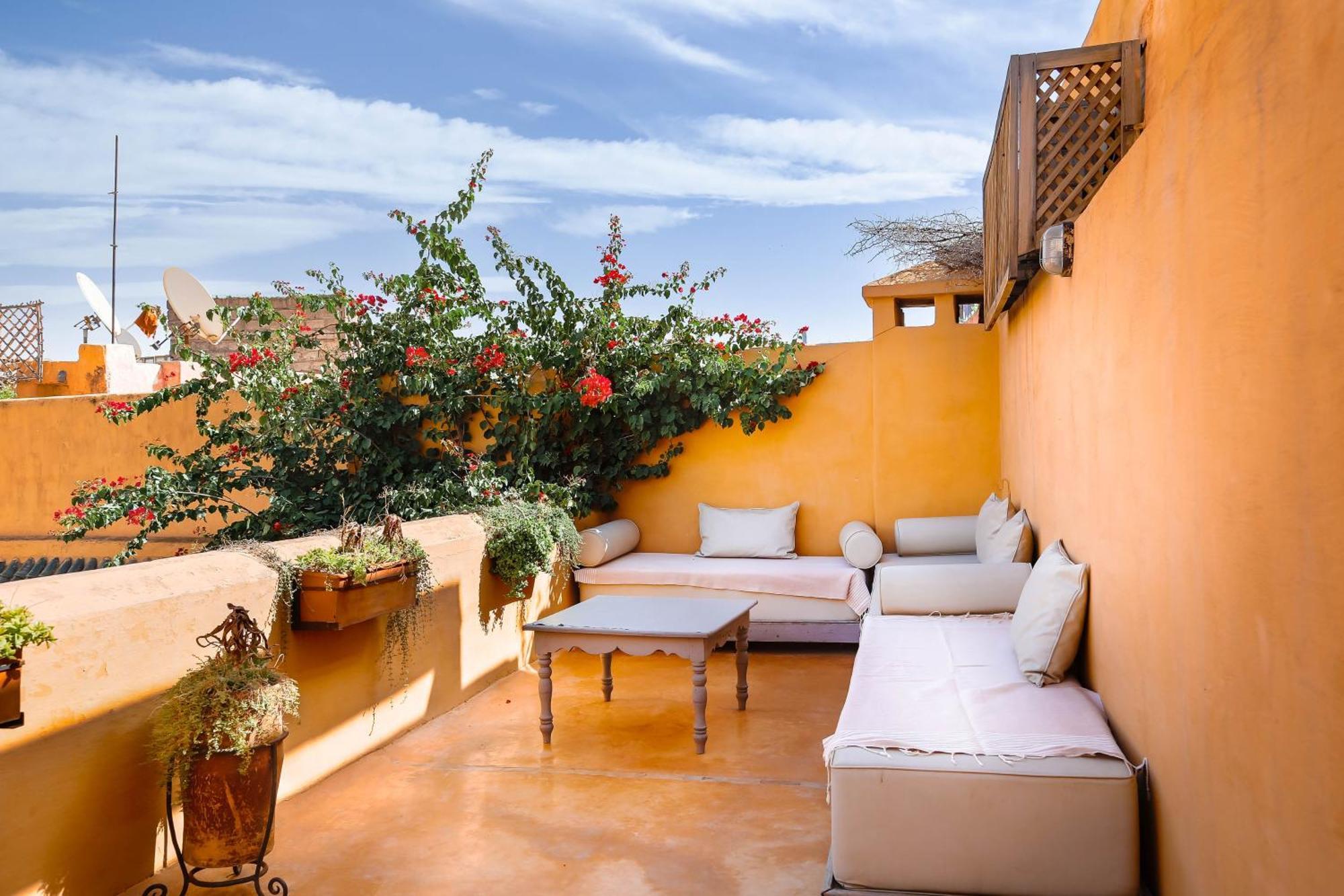 Dar Aman Riad