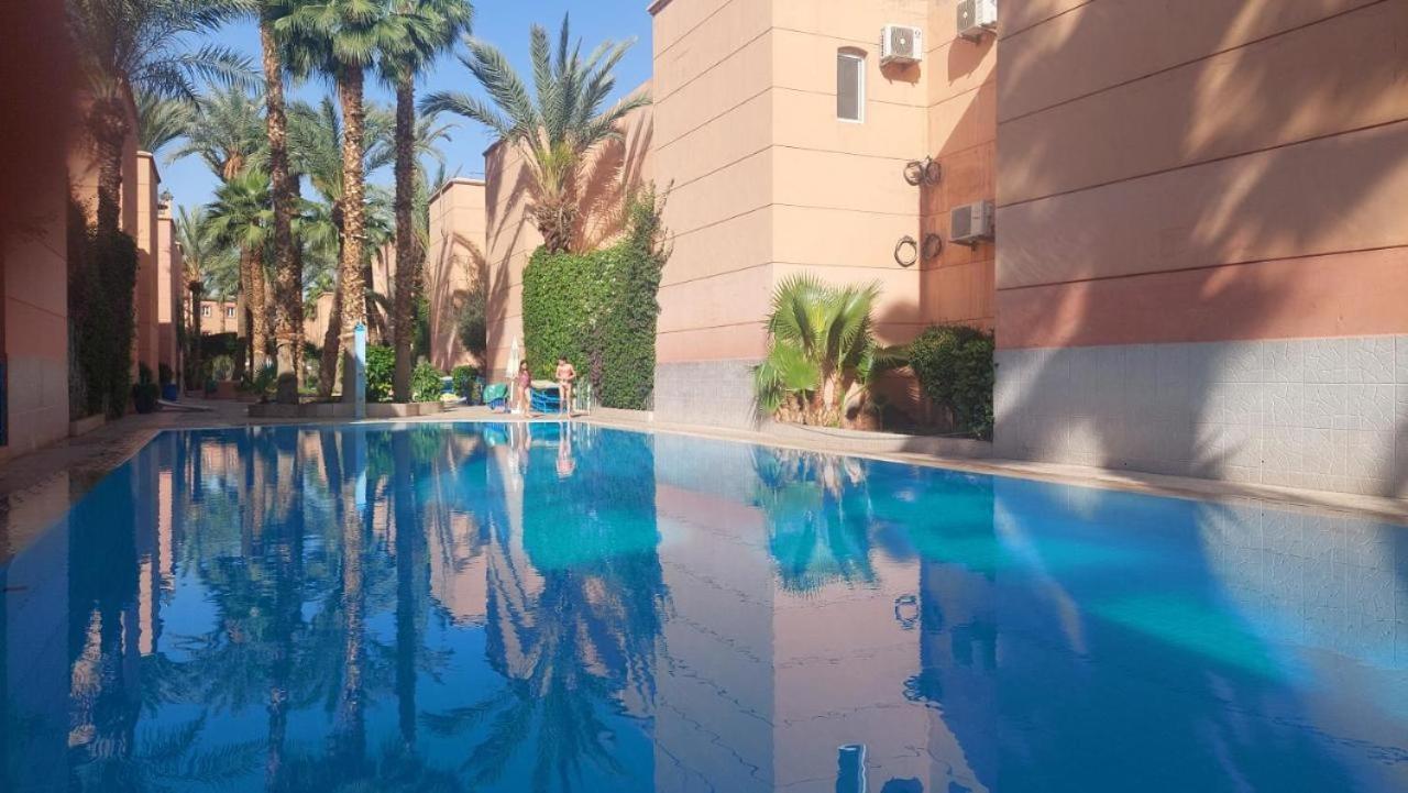 Apartamento Luminous Oasis