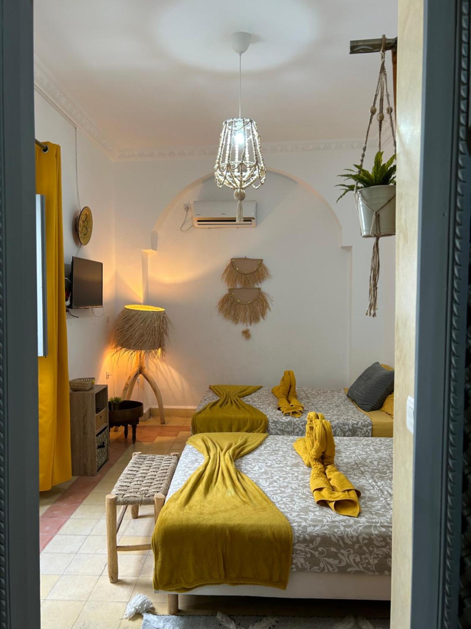 Tifawt * Marrakesh