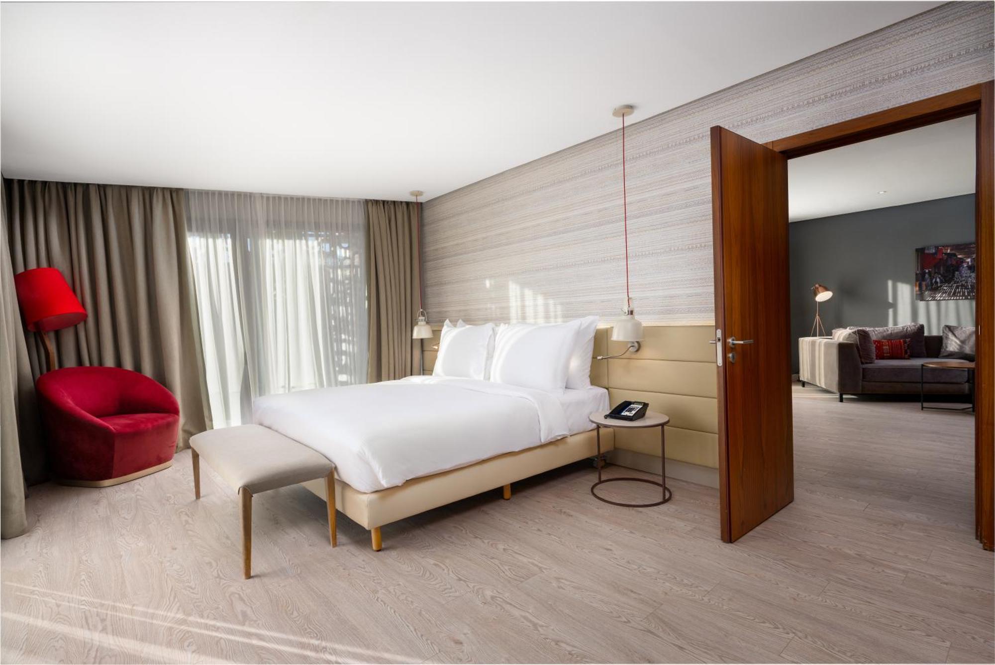 Hotel Radisson Blu Marrakech, Carre Eden 5*