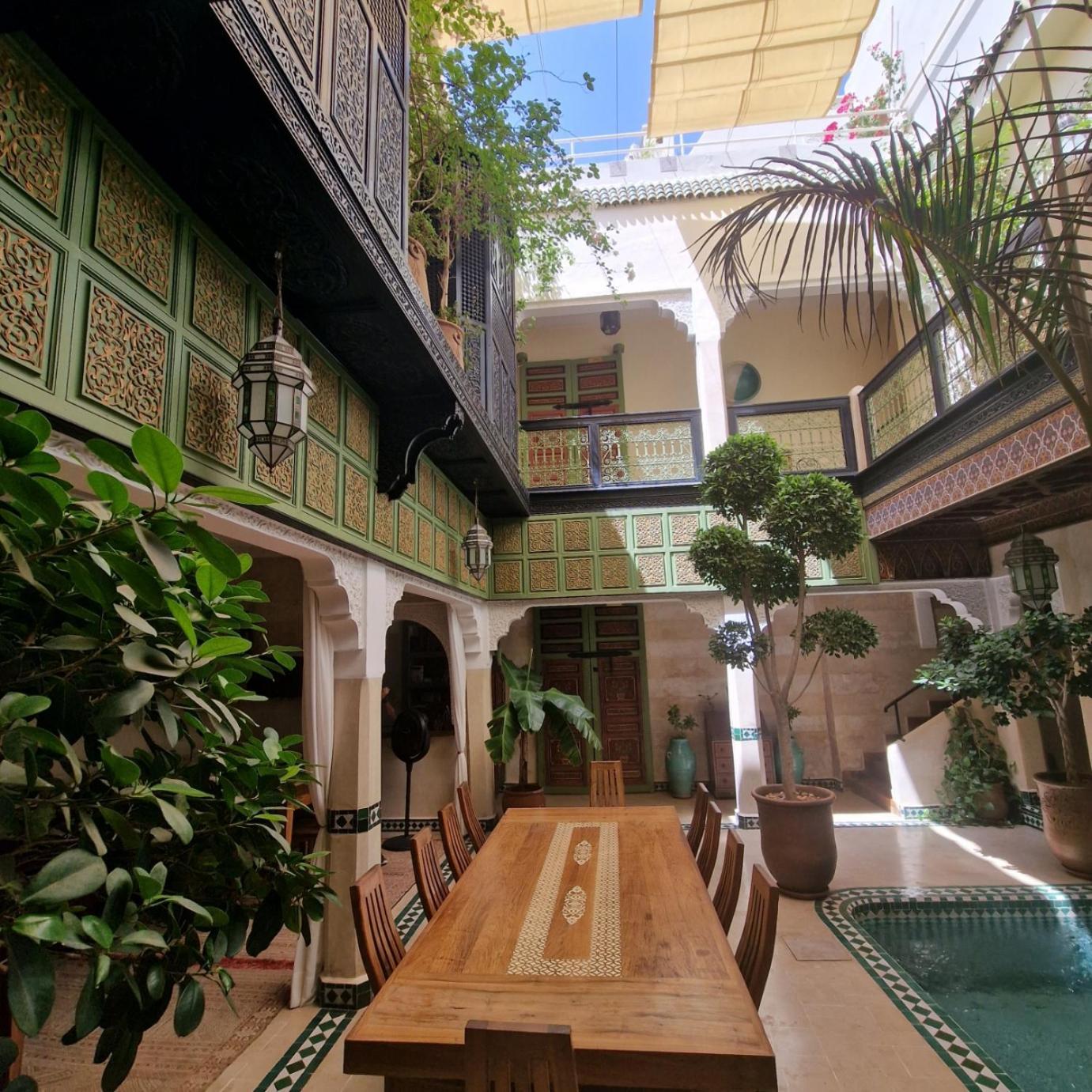 Dalla Santa Marrakesh