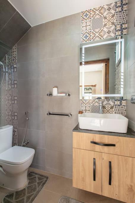 Villa Leila,piscine , Grand Jardin, Jeux , Cuisiniere Marrakesh