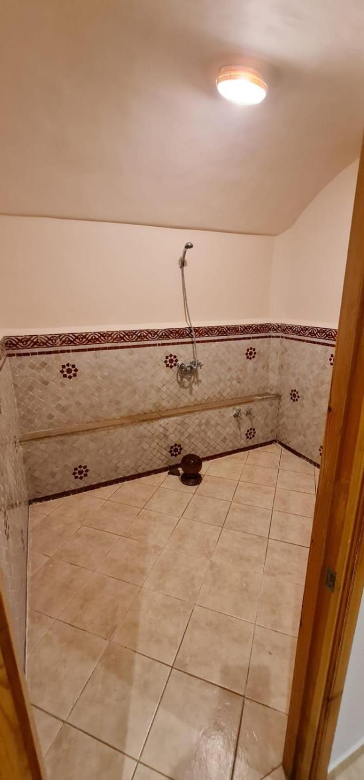 Entire Luxury In *