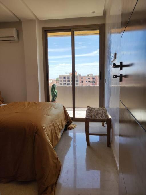 Plein Centre Marrakech, Grand Balcon Filant Apartment