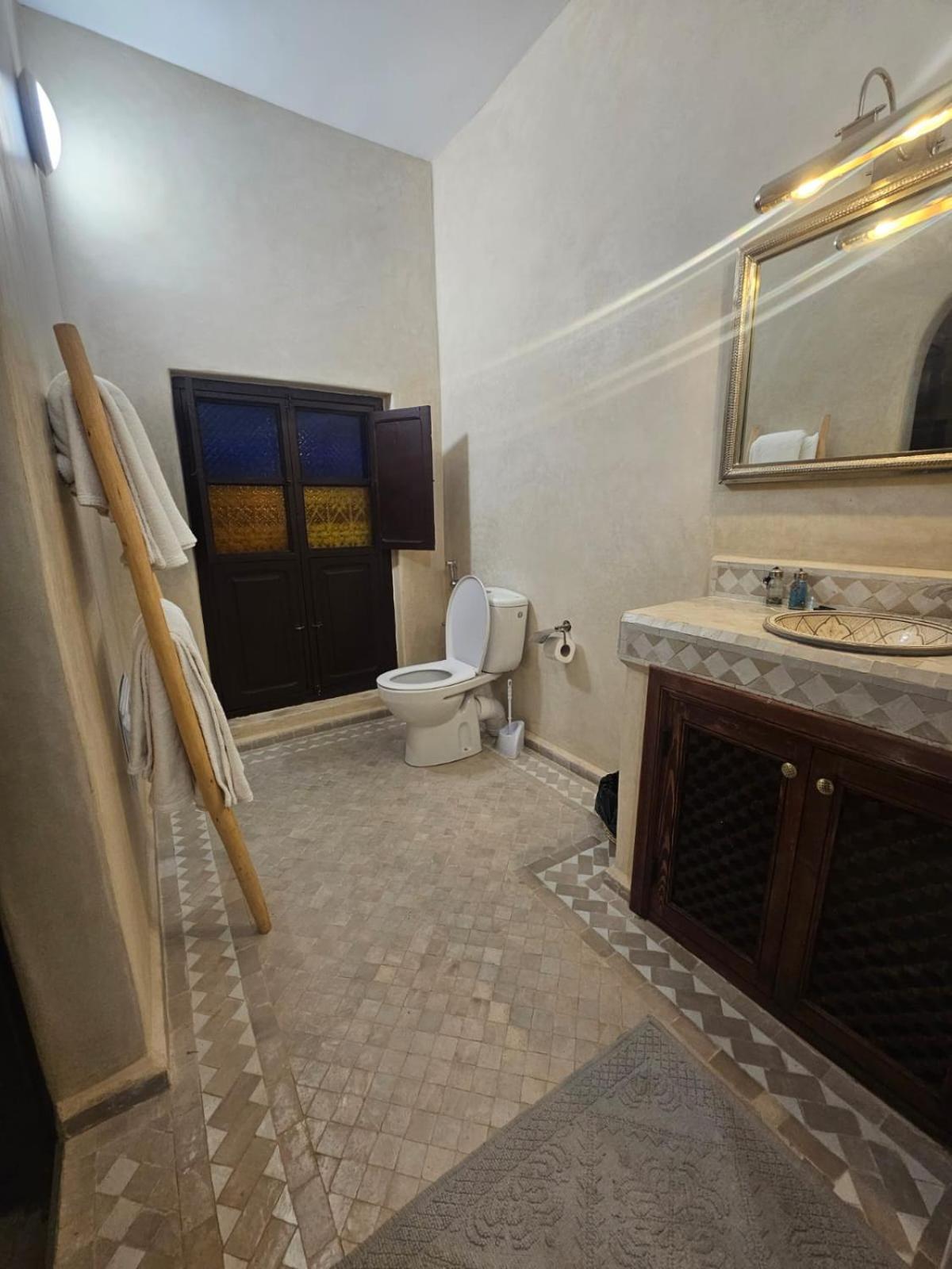 Jolie Riad