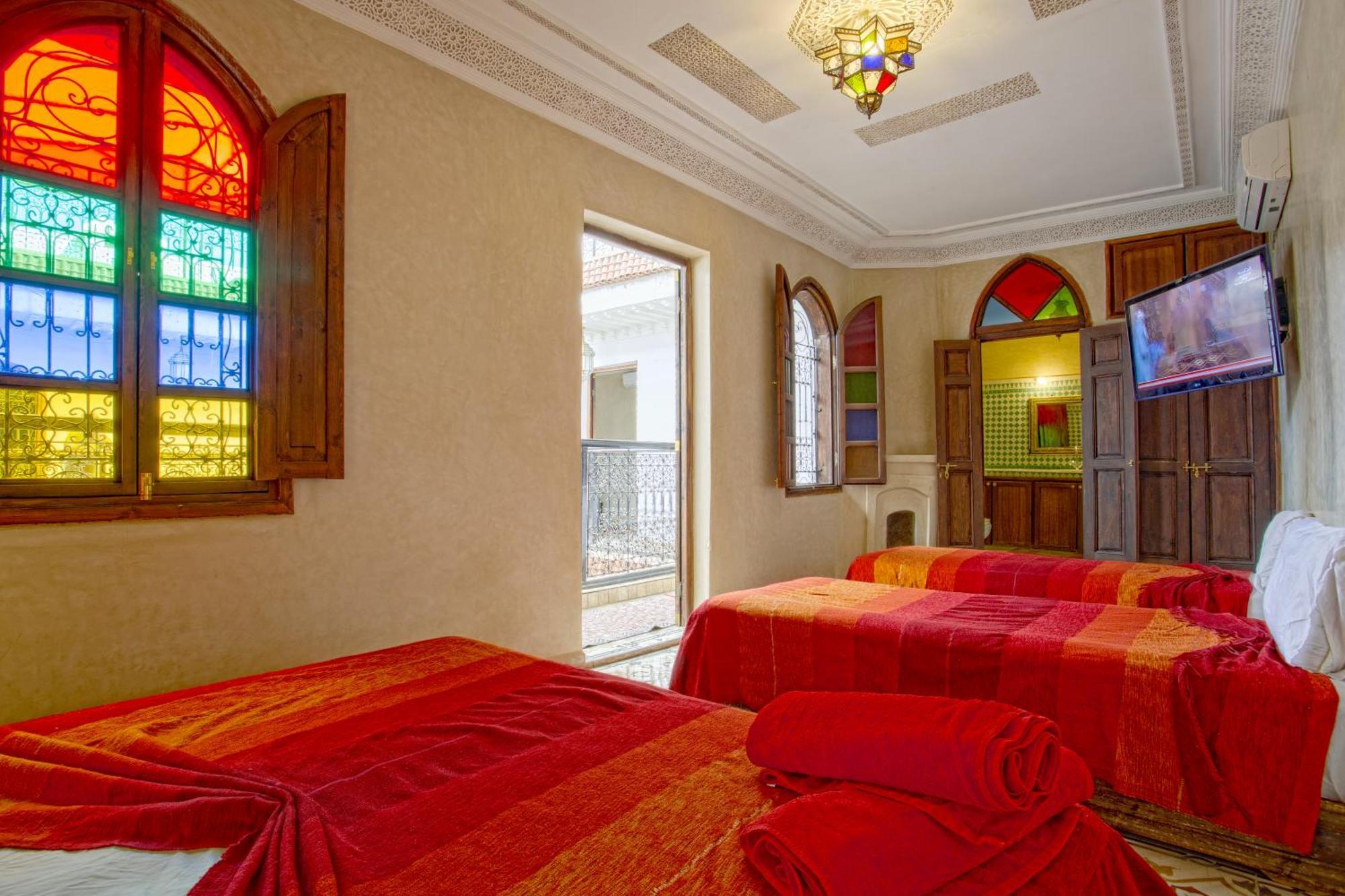 Riad Lakhdar 3*