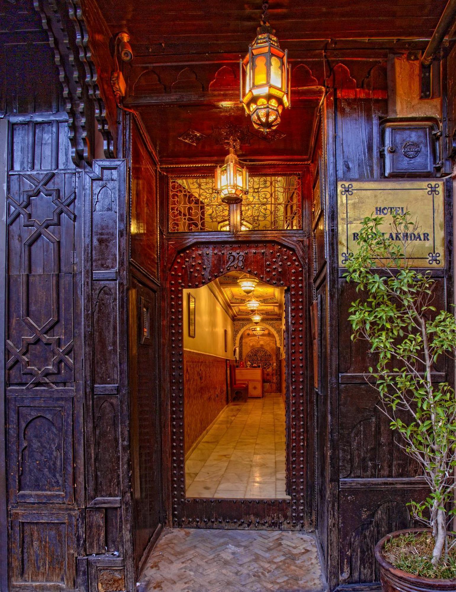 Lakhdar 3*