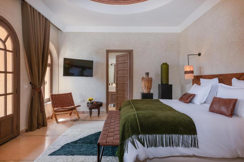 Dar Anbar Villa