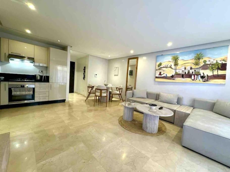Apartment De Standing + Piscine Sur Le Toit Marrakesch