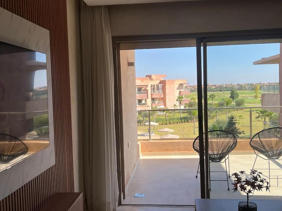Apartamento New Appart, Pool And Golf View