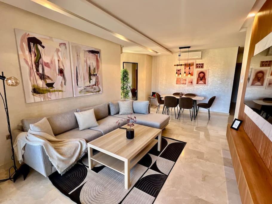 Apartamento New Appart, Pool And Golf View *