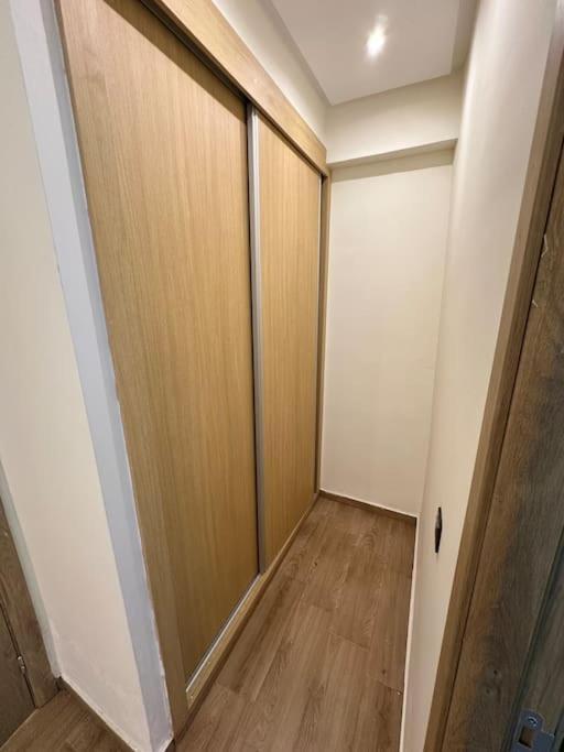Appartement Brand New Modern 2 Bedroom With Swimming Pool, Netflix & Iptv Marrakesh