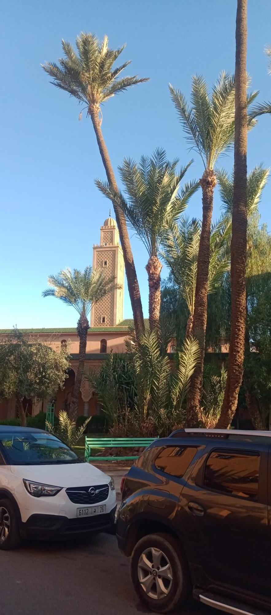 Al-bushra Guest house *