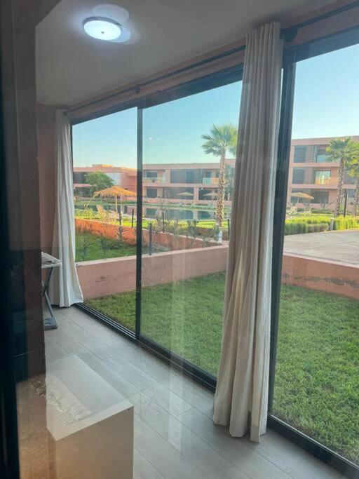 Luxe Avec Piscine - Marrakech Appartement