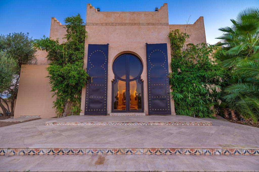 La Houda Piscine Parking Prive 15 Min Marrakech - Ark Realty