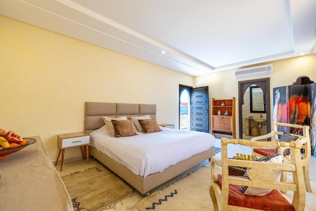 La Houda Piscine Parking Prive 15 Min Marrakech - Ark Realty