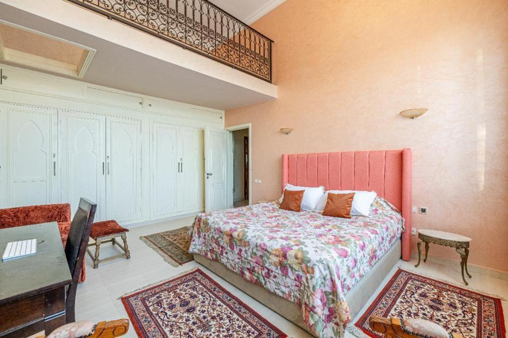 La Houda Piscine Parking Prive 15 Min Marrakech - Ark Realty
