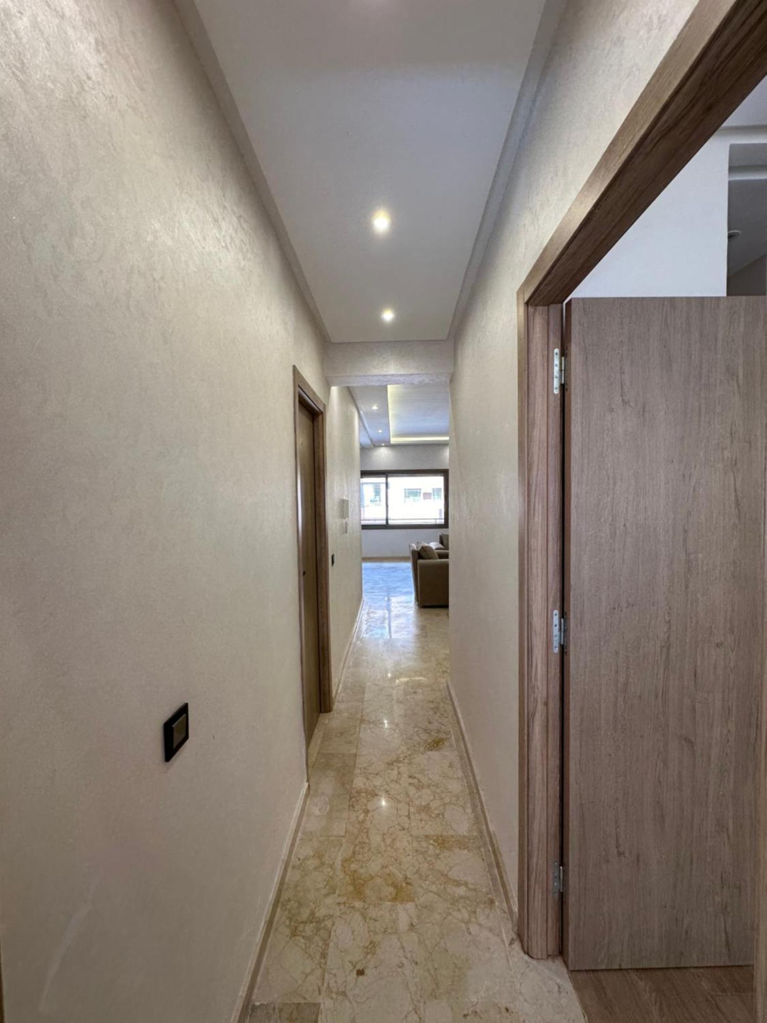 Appartement Brand New Modern 2 Bedroom With Swimming Pool, Netflix & Iptv *