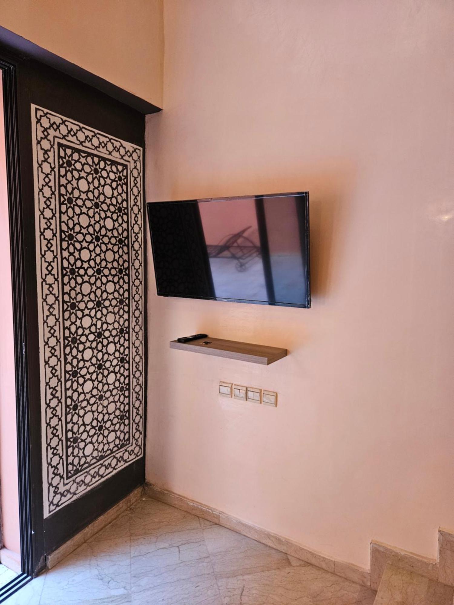 Apartment Duplex Au Coeur De Gueliz, Quartier De Gamme De Marrakech Marrakesch