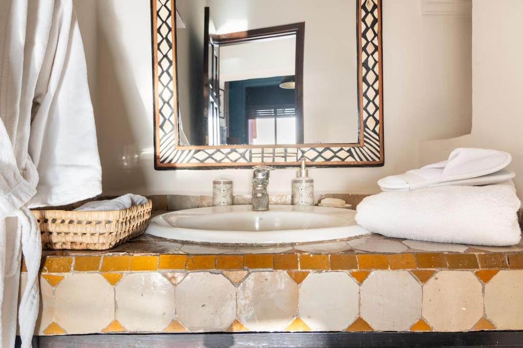 Penthouse Avec Jacuzzi Prive A Marrakech *