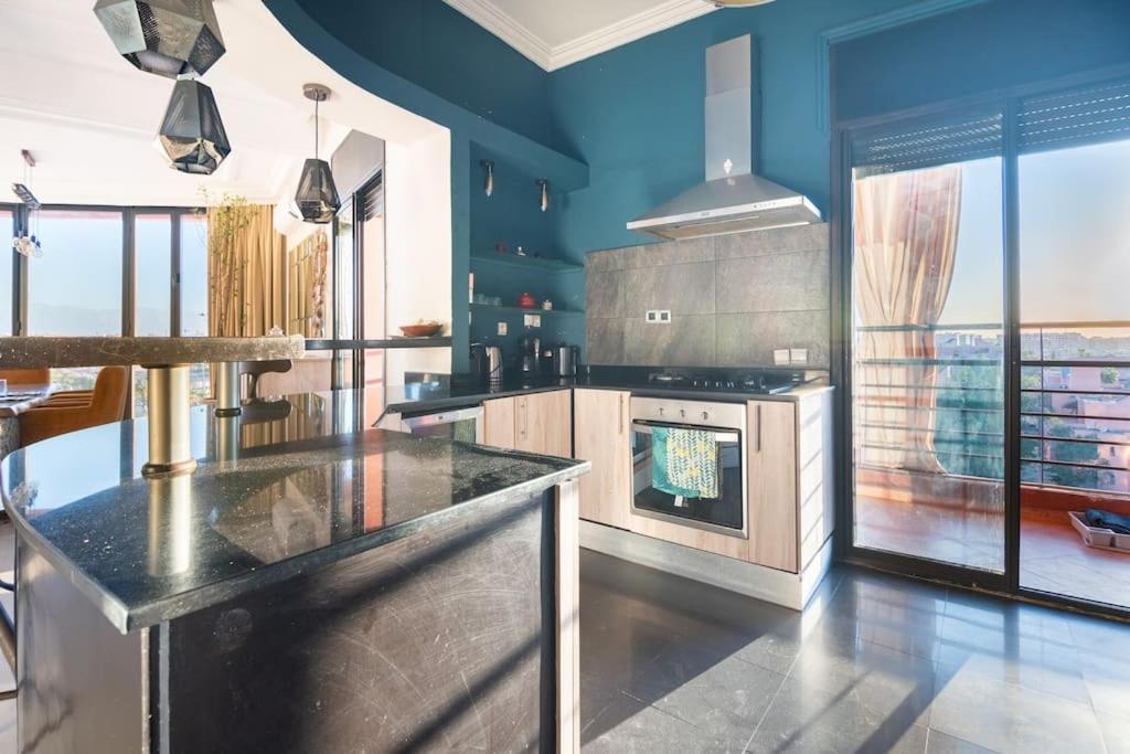 Penthouse Avec Jacuzzi Prive A Marrakech Appartement Marrakesh