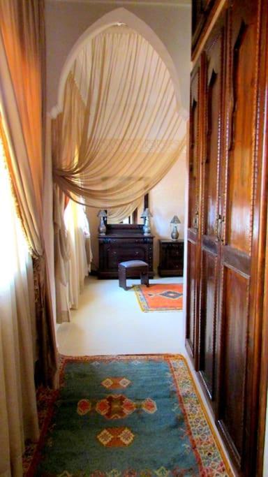 Luxury 4 With Pool & 2 Large Lounges Villa