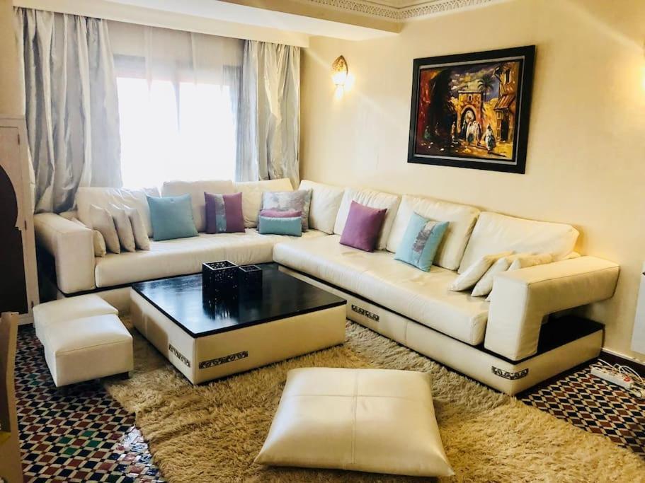 Apartment Typical Large Appt In Gueliz With View *