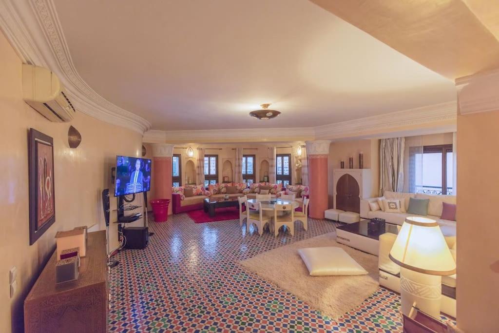 Typical Large Appt In Gueliz With View Apartment *