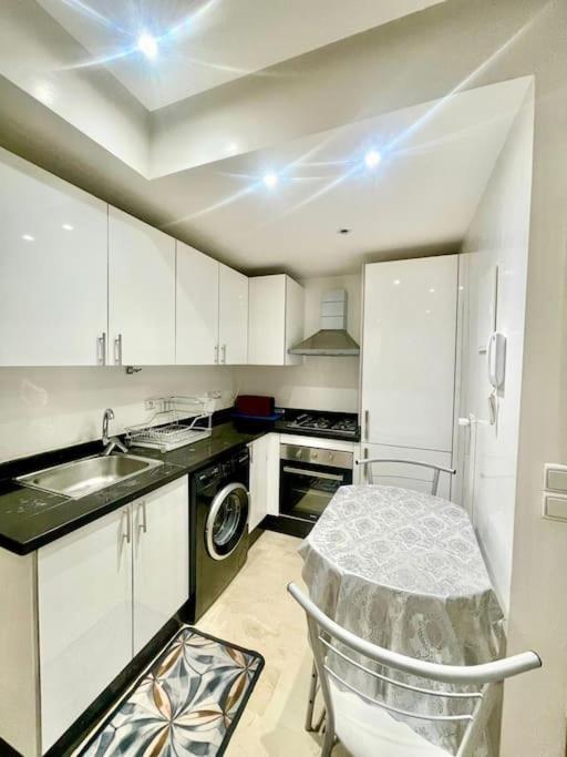 Appartement New! Joli En Plein Centre Marrakesh