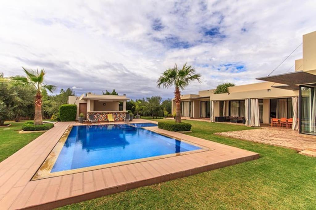 751, D'architecte, Cuisiniere, Piscine Chauffee Et Services Villa Marrakesh