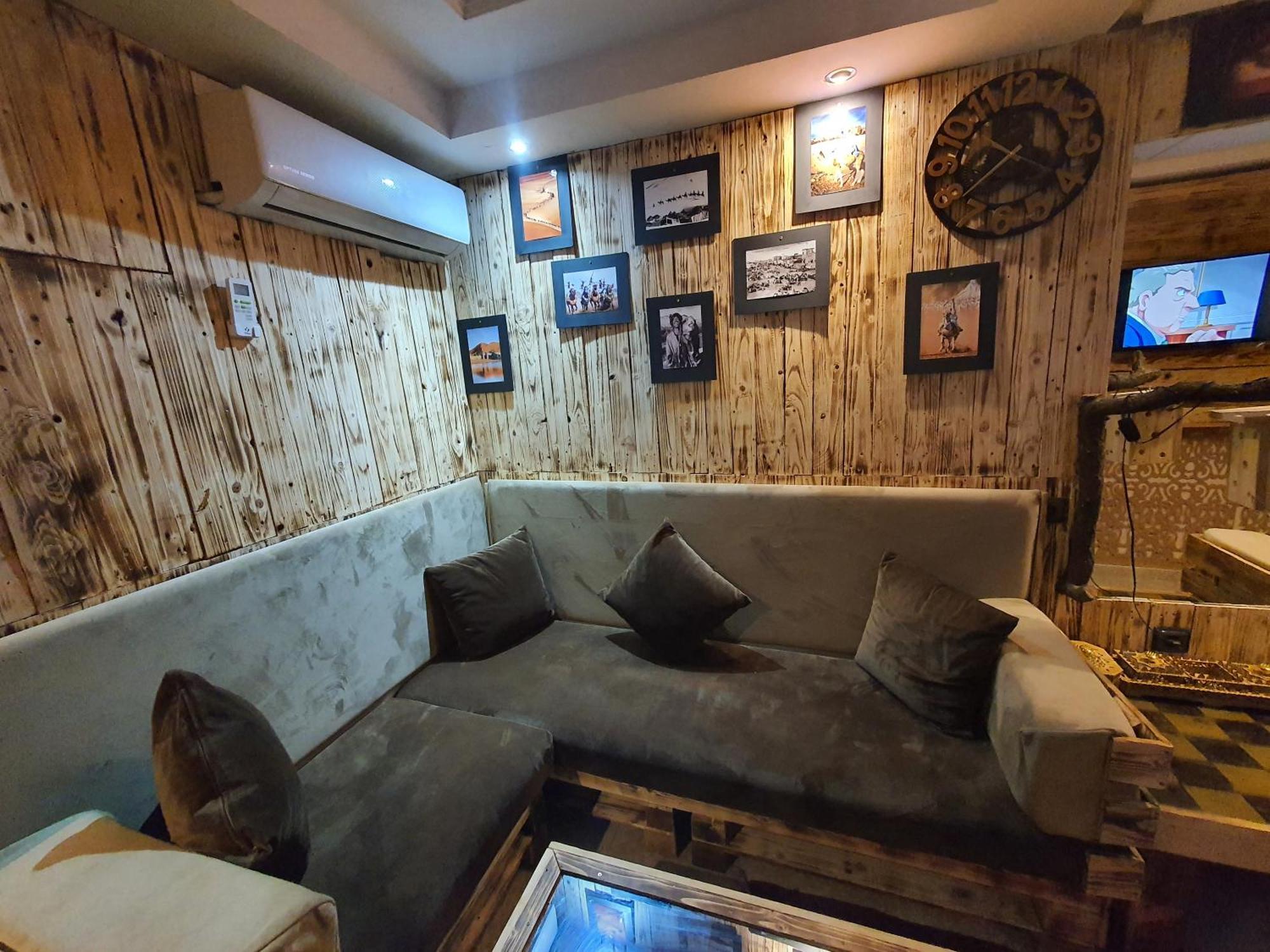 Funny House A Place Jamaa El Fna De Marrakech Marrakesh