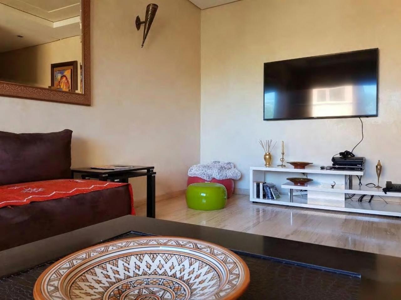 Superbe Marrakech 2 Avec Piscine, En Plein Centre A 3min De Guelliz, De La Gare Appartement