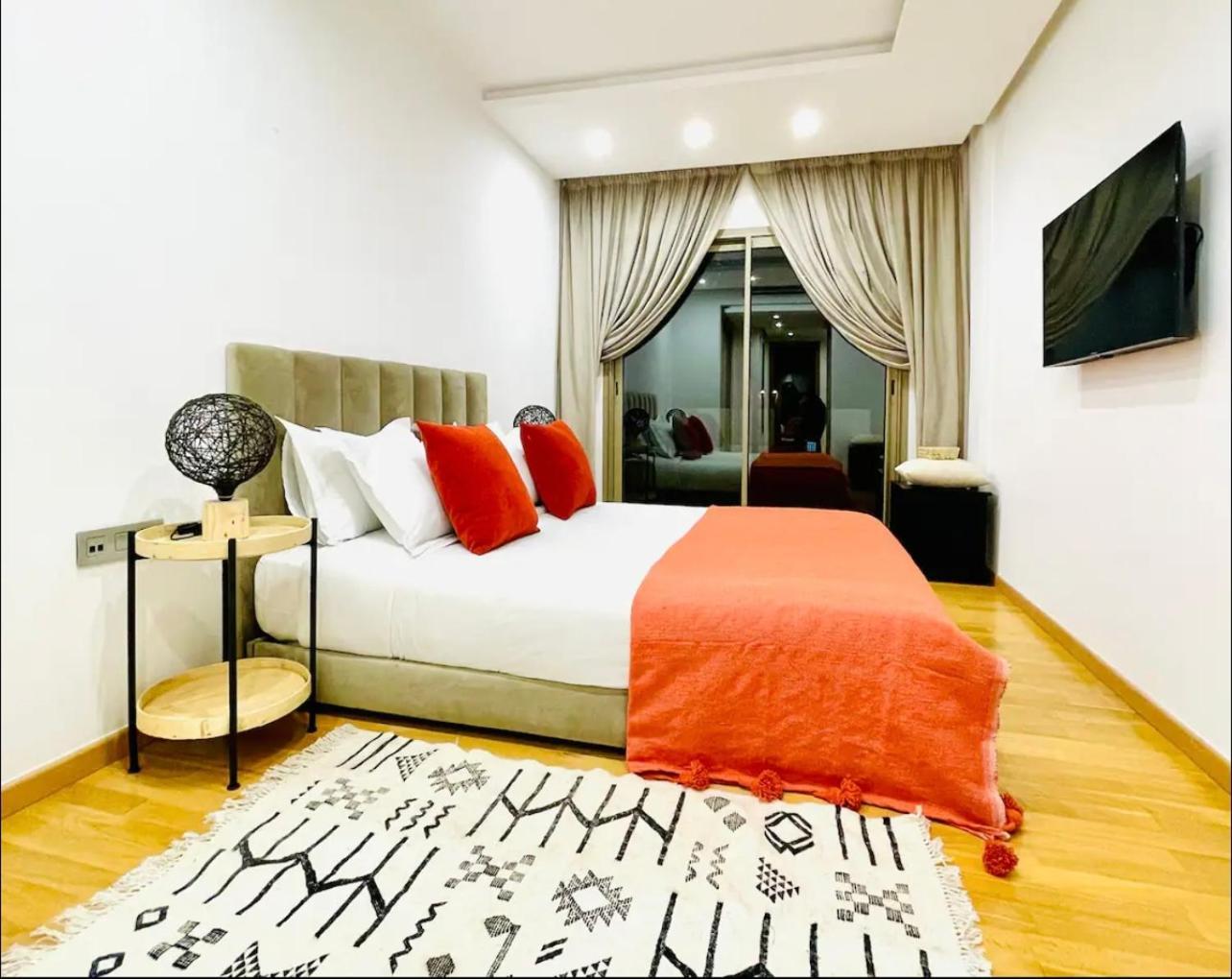 Appartement Luxueux Avec Vue Panoramique Sur L'atlas Au Centre De Marrakech