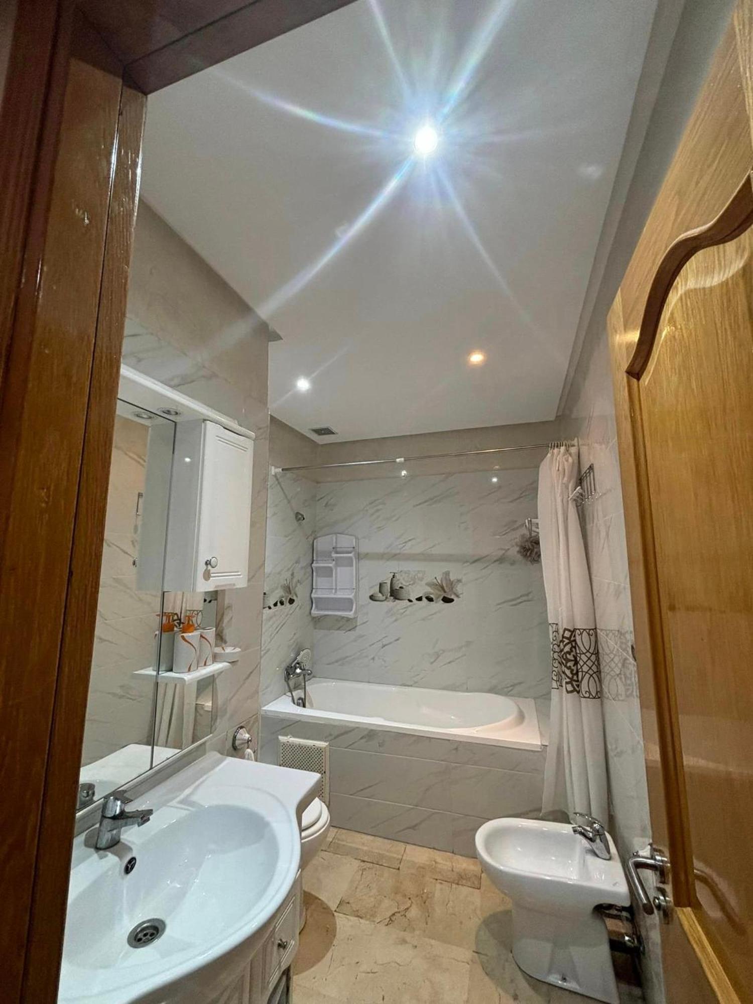 Luxury 10min Du Centre - 3piscines / 2salons + 2 Appartement Marrakesh