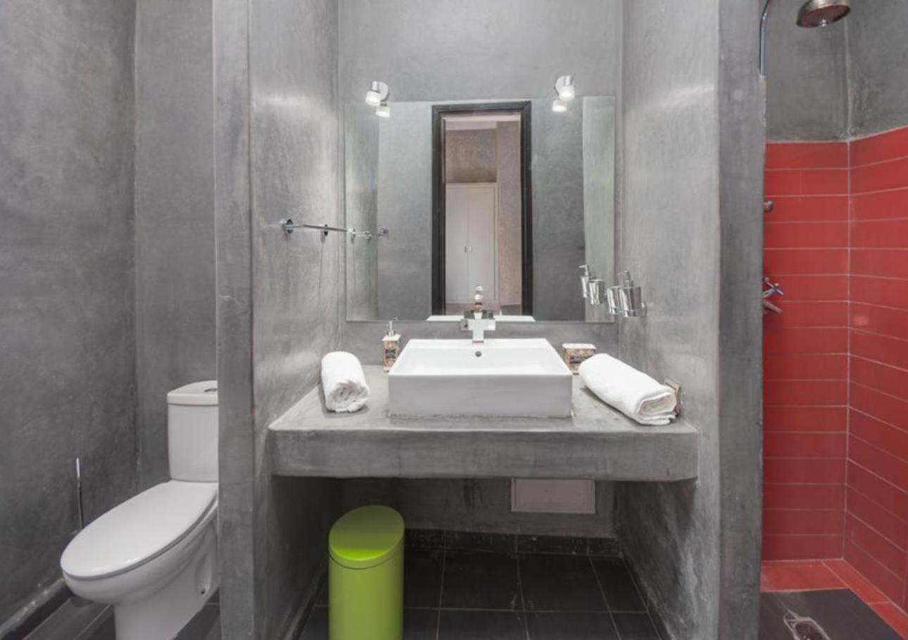 Soraya/noor & Villa