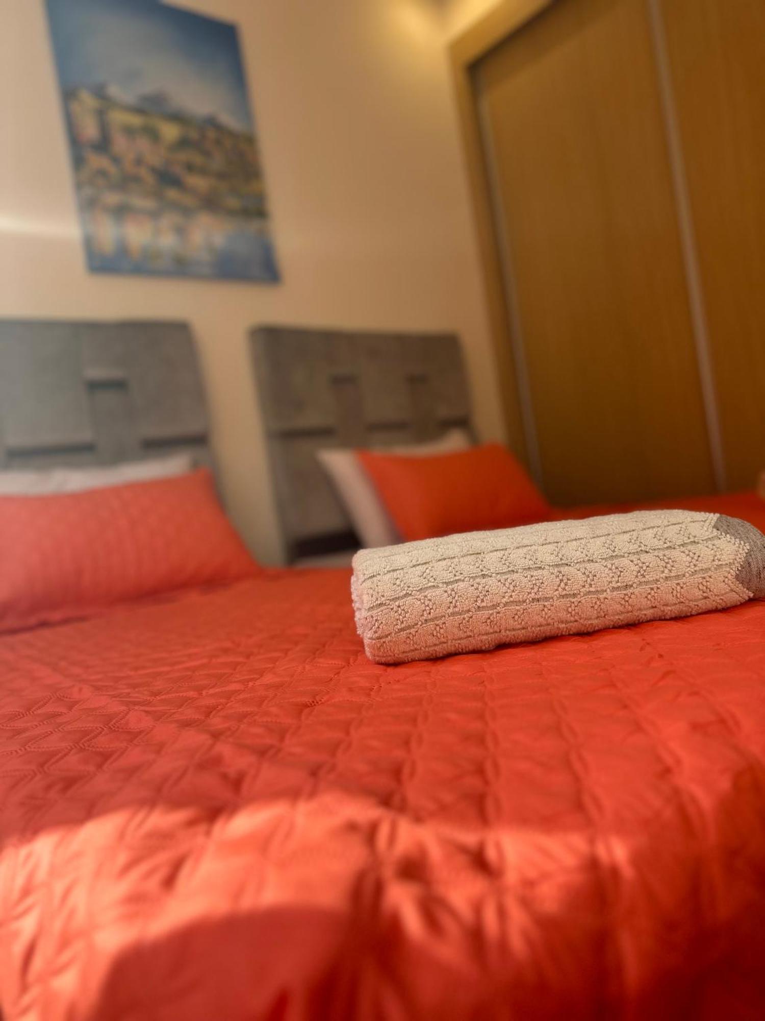 Brand New Modern 2 Bedroom With Swimming Pool, Netflix & Iptv Apartment *