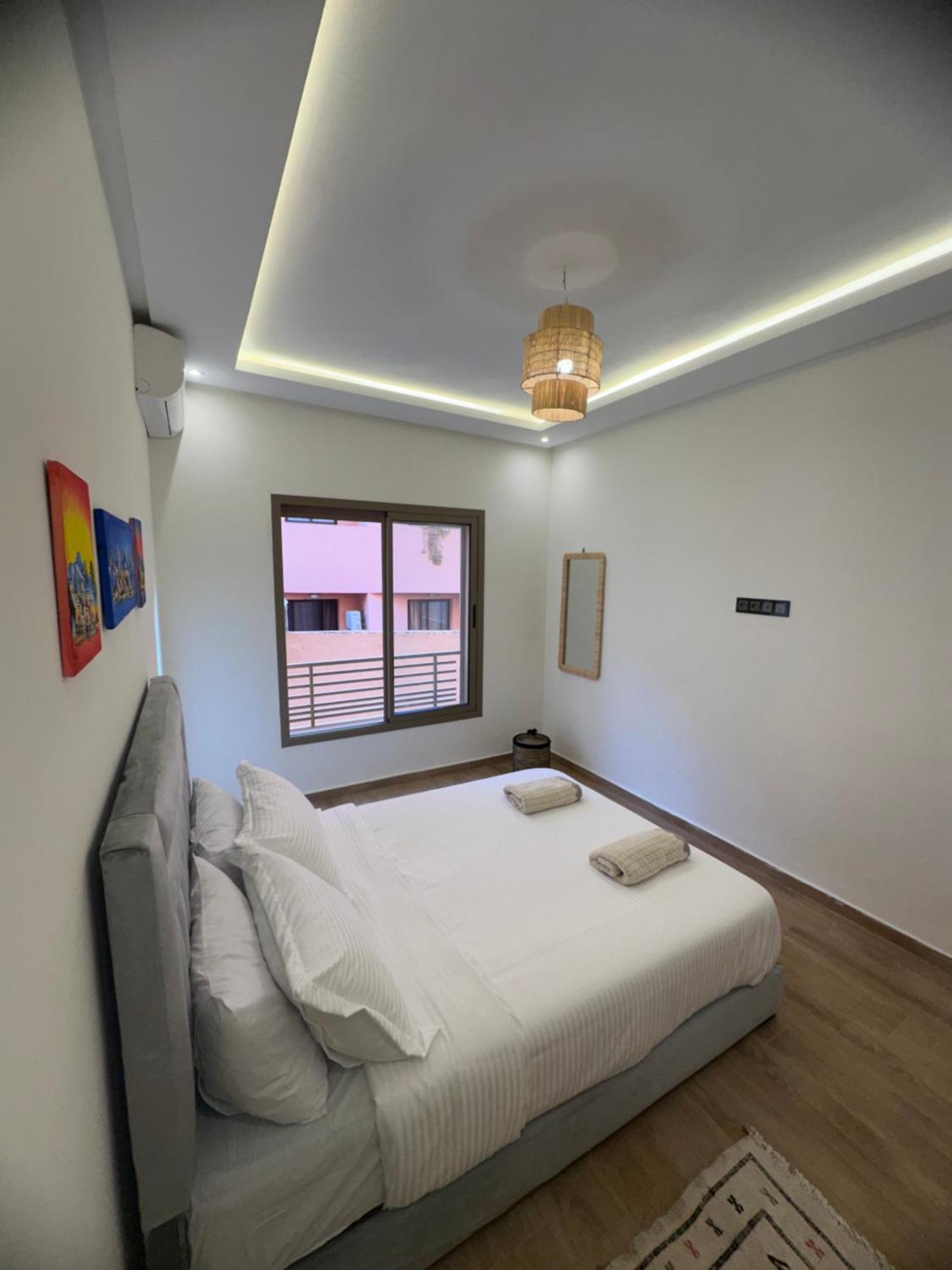Appartement Brand New Modern 2 Bedroom With Swimming Pool, Netflix & Iptv *
