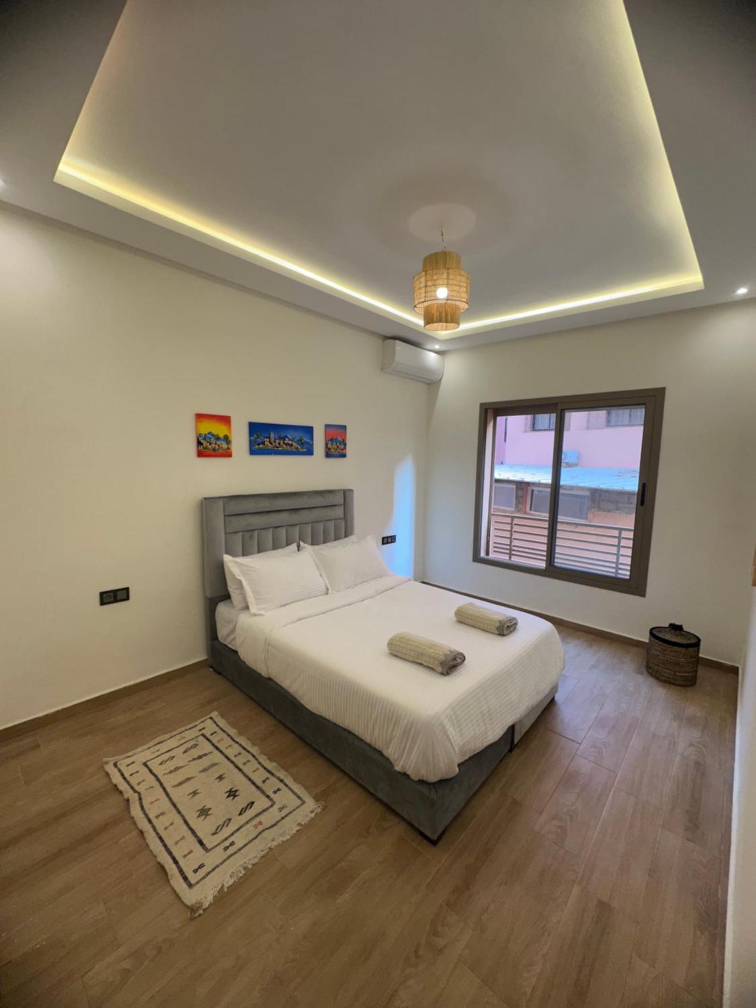 Apartment Brand New Modern 2 Bedroom With Swimming Pool, Netflix & Iptv *