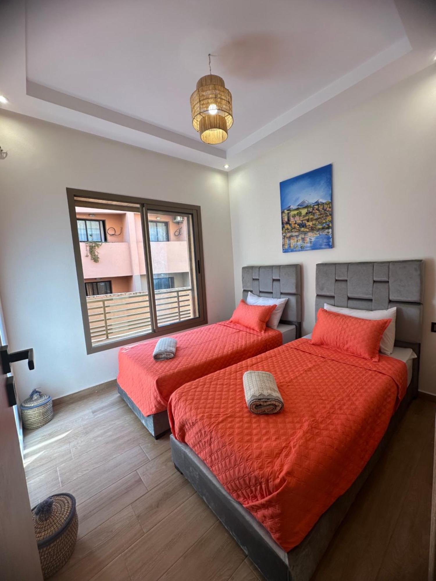 Brand New Modern 2 Bedroom With Swimming Pool, Netflix & Iptv Appartement Marrakesh