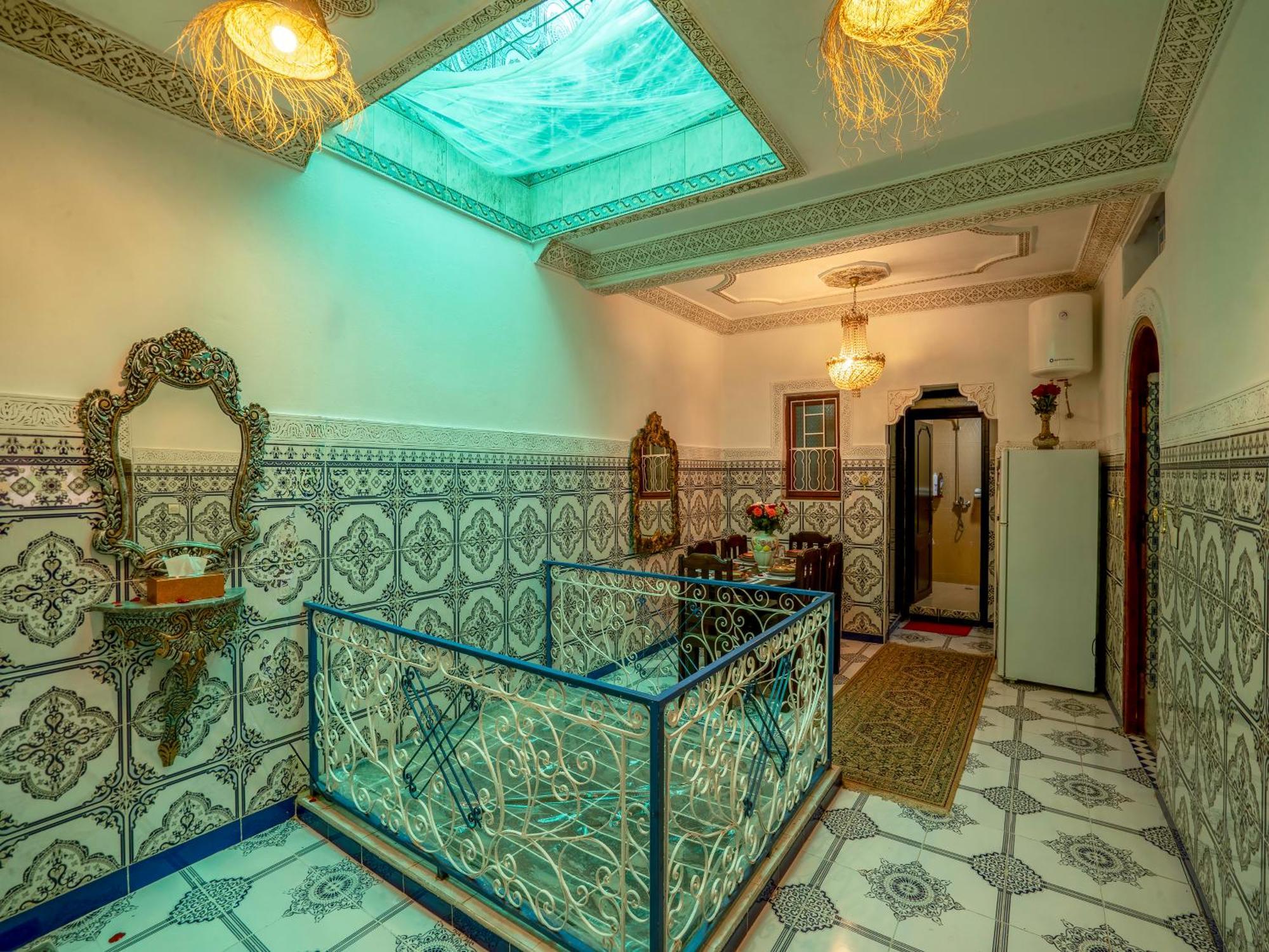 Pretty In The Medina Apartment