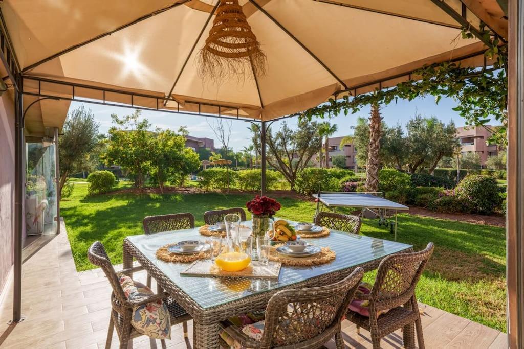 Perle Rare A Prestigia - Vue Sur Piscine & Jardin Appartement *